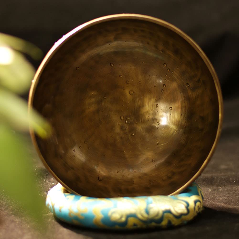 Campana tibetana tibetana, Campana Sonora, Realizzata a Mano, in Metallo e Ottone, con mazzuolo martellato, Cuscino in Seta per Meditazione, Yoga, guarigione dei Chakra (16 cm)