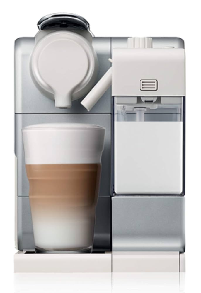 コーヒーメーカー・エスプレッソマシン NESPRESSO F521SI SILVER Amazon.co.jp: Nespresso Lattissima Touch Plus Silver F521SI