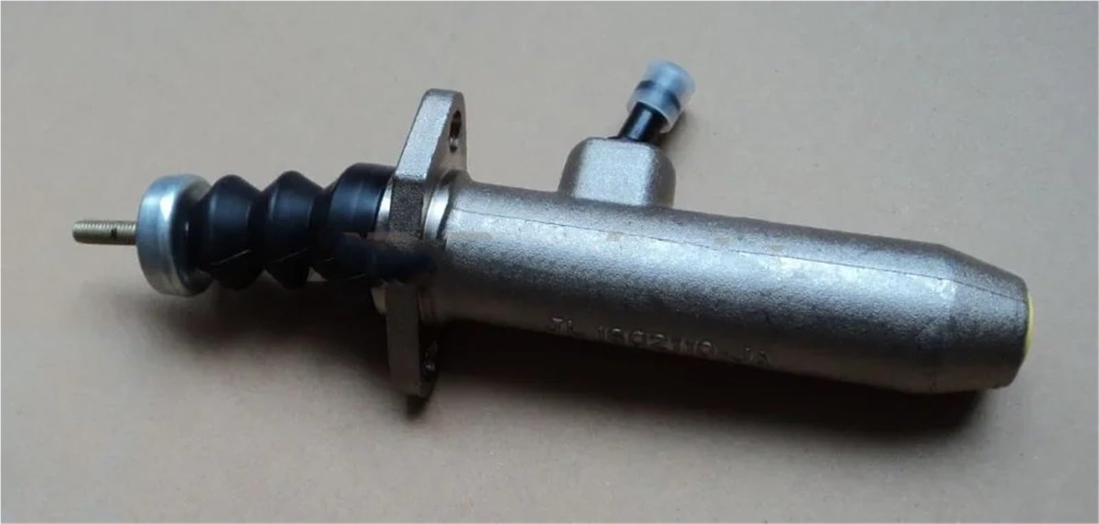 Sprzęgło samochodowe SIŁOWNIK SPRZĘGŁA Sprzęgło główne pasuje do AUDI OEM 4A0721401