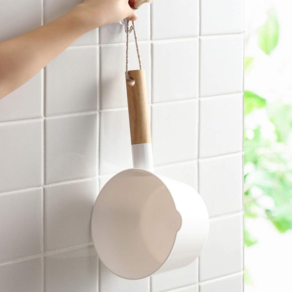 Plastic Water Scoop, Water Ladle Plastic Bathing Ladle Spoon Kitchen Bathroom Scoop Dipper Shampoo Cup Household Accessories for Kitchen Bathroom Garden (White)