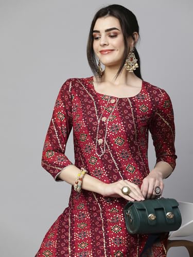 Image of GoSriKi Women's Cotton Blend Straight Printed Kurta with Pant Set