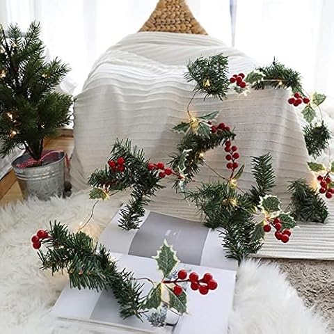Christmas Pine Cones Garland Lamp LED Fairy String Lights with Red Berries Battery Operated 2M 20 LED for Indoor Outdoor Decor Xmas Tree Party Wedding Home Bedroom Wall Garden Ornament Decoration Cover