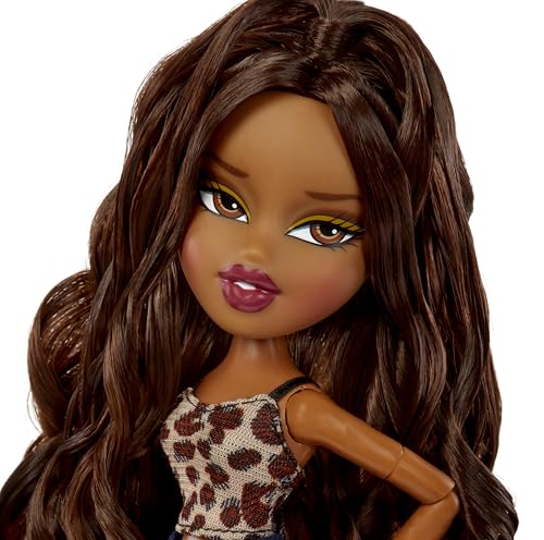 Muñeca de moda Sasha Bratz con accesorios miniatura 6