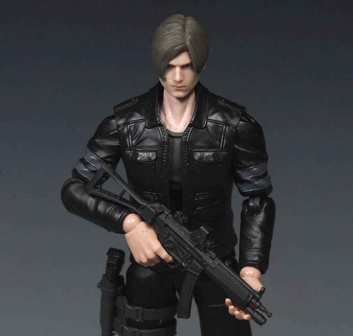 BIOHAZARD レオン ジル フィギュアセット BIOHAZARD レオン ジル フィギュアセット BIOHAZARD RE:2 1/6
