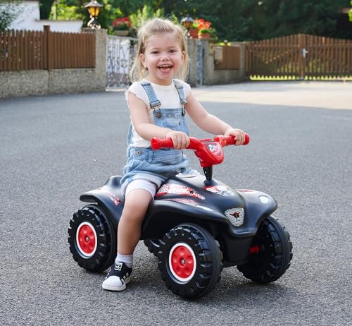 BIG Bobby Car Quad Racing (schwarz-rot) - Kinder-Rutschauto ab 3 Jahre mit Lenker, Hupe und Offroad-Reifen, Auto für Mädchen und Jungen von 3-7 Jahre (max. 50 kg) – Bild 6