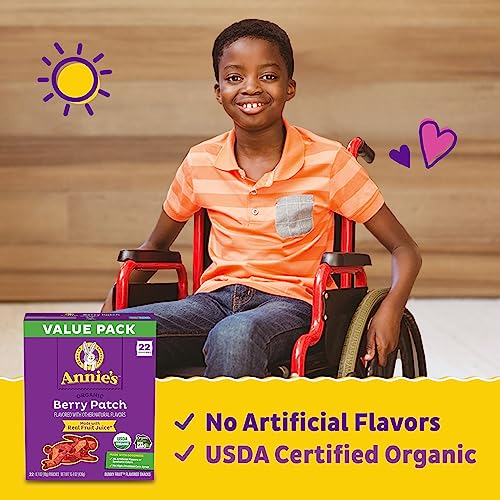 Annie's Organic Berry Patch Bunny Fruit Flavored Snacks, Gluten Free, Value Pack, 22 Pouches, Kids Snacks, Back to School Snacks, 15.4 oz. - Image 4