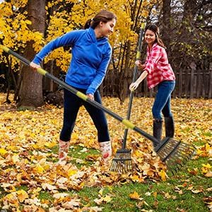 Miniatura 6 de Hoja de rastrillo de jardín ajustable, 60 pulgadas para recoger desechos sueltos entre plantas delicadas, céspedes y patios, cabeza expandible de 15