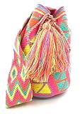 COLOMBIAN STYLE Bolsos Colombianos Artesanales de diseño unico, mochila Wayuu tanto para mujer como para hombre.