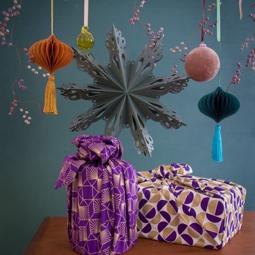 FabRap Furoshiki papel de regalo de tela, tela de doble cara reutilizable envolver bellamente con diseño de rejilla de oro y ciruela media luna y elegante ciruela con diamantes de oro