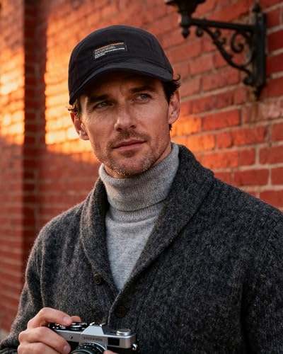 Image of CLAPE Short Brim Baseball Cap 5 Panel Hat Soft Short Bill Trucker Cap Flat Snapback Hats Casual Outdoor Fitted Cap Dad Hats
