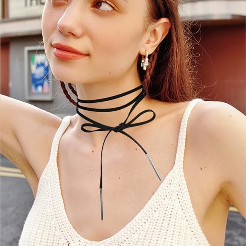 Lange Choker Kette Damen Velours Lederhalskette Schlüsselbein Choker Halskette Stretch Vintage Boho Leder Halsketten Verstellbare Schwarz Halsband Damen Schmuck für Halloween Geburtstag Party Cosplay