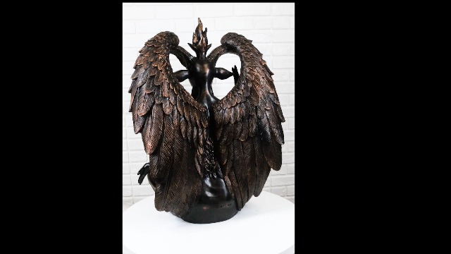 Figura decorativa Baphomet 24.25 pulg. en resina pintada miniatura 7