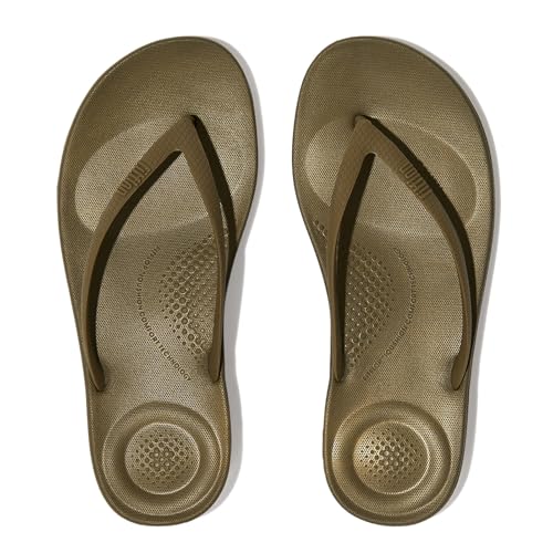 Image of FitFlop Womens iQushion Rubber Flip-Flops with Contoured Footbed for Walking, Lightweight Ergonomic Flip Flop Sandals with Arch Support and Foot Impact Pillows