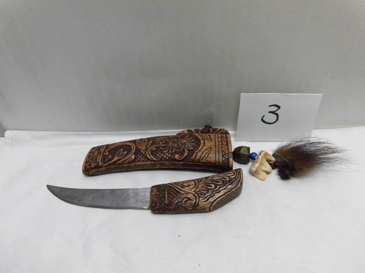 専用　アイヌ玉　羆　ヒグマ歯　根付　北海道　羆毛敷物 Yahoo!オークション - 希少 北海道 金毛 ヒグマ 熊 敷物 毛皮