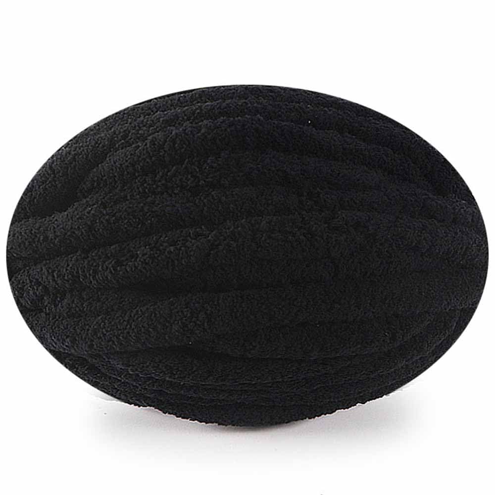 Soft Chunky Yarn, Hand Knitting Wool, Fluffy Chenille Yarn for Blankets Hats Scarfs or Pet Bed (Black)