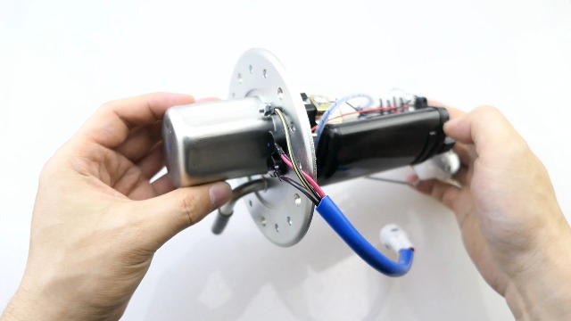 Amazon.com: Sxqddz 15100-01H00 Fuel Pump Assembly Fits for Suzuki