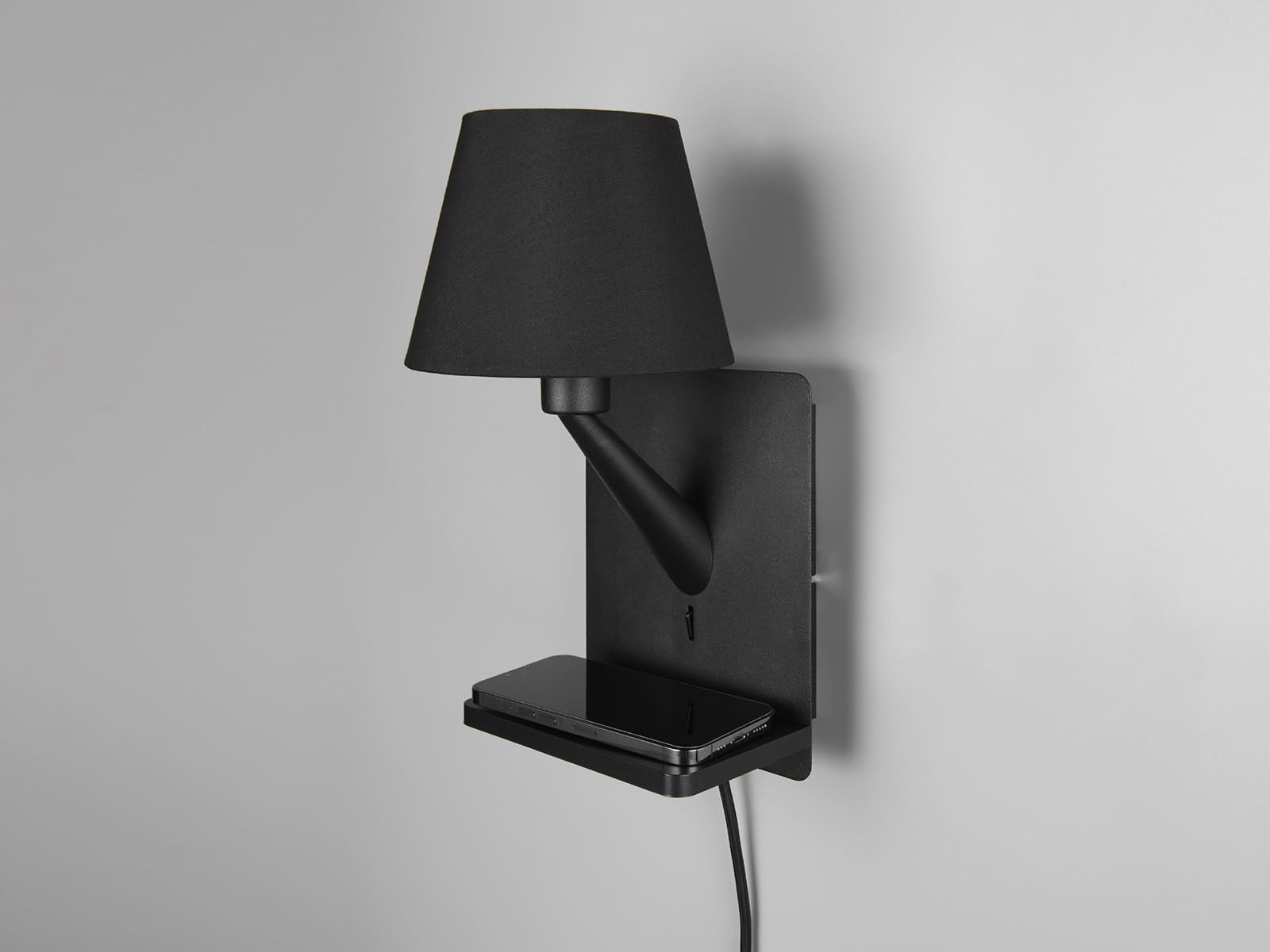 Wandleuchte mit Stecker, Schalter und Ladefunktion, Schwarz Höhe 31cm