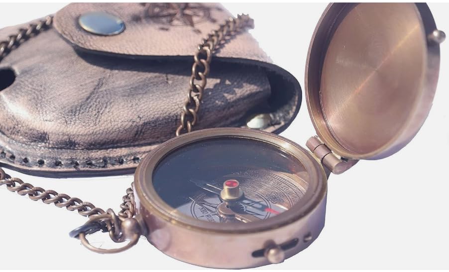 Brújula de latón grabada para hijo con cadena y estuche de cuero – Regalo inspirador de papá miniatura 5
