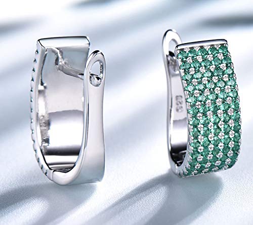 Boucles d'oreilles argent pavé émeraude au design chic