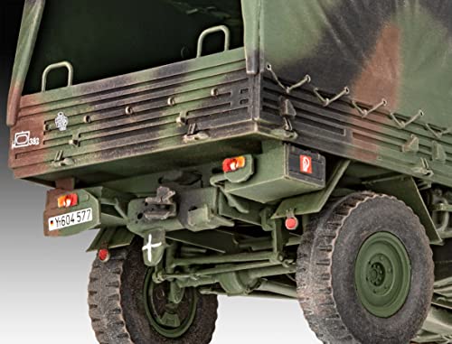 Revell 03337 03337-Unimog 2T 1:35 originalgetreuer Modellbausatz für Experten, unlackiert – Bild 7
