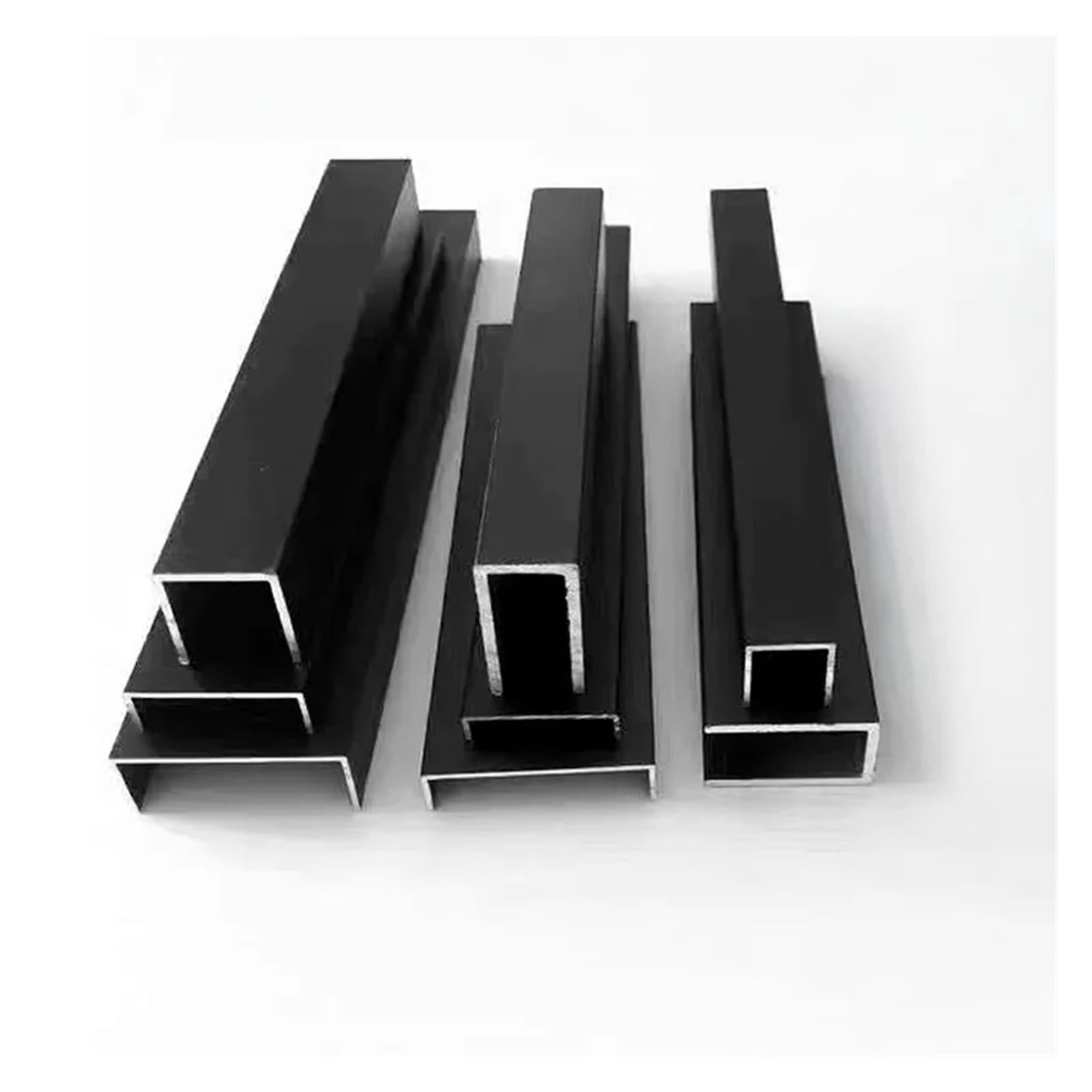 Rura aluminiowa 6063T5 Czarny kanał U z aluminiowym rowkiem Równoważnik krawędzi (15 x 15 x 12 mm)