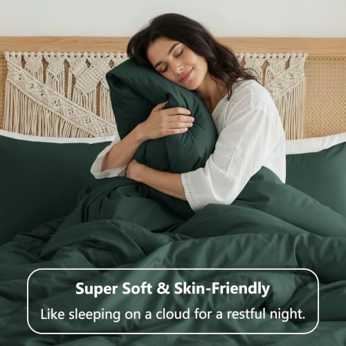 Image of HIMEET Queen Comforter Set, 3 Pieces with 2 Pillowcases, Forest Green