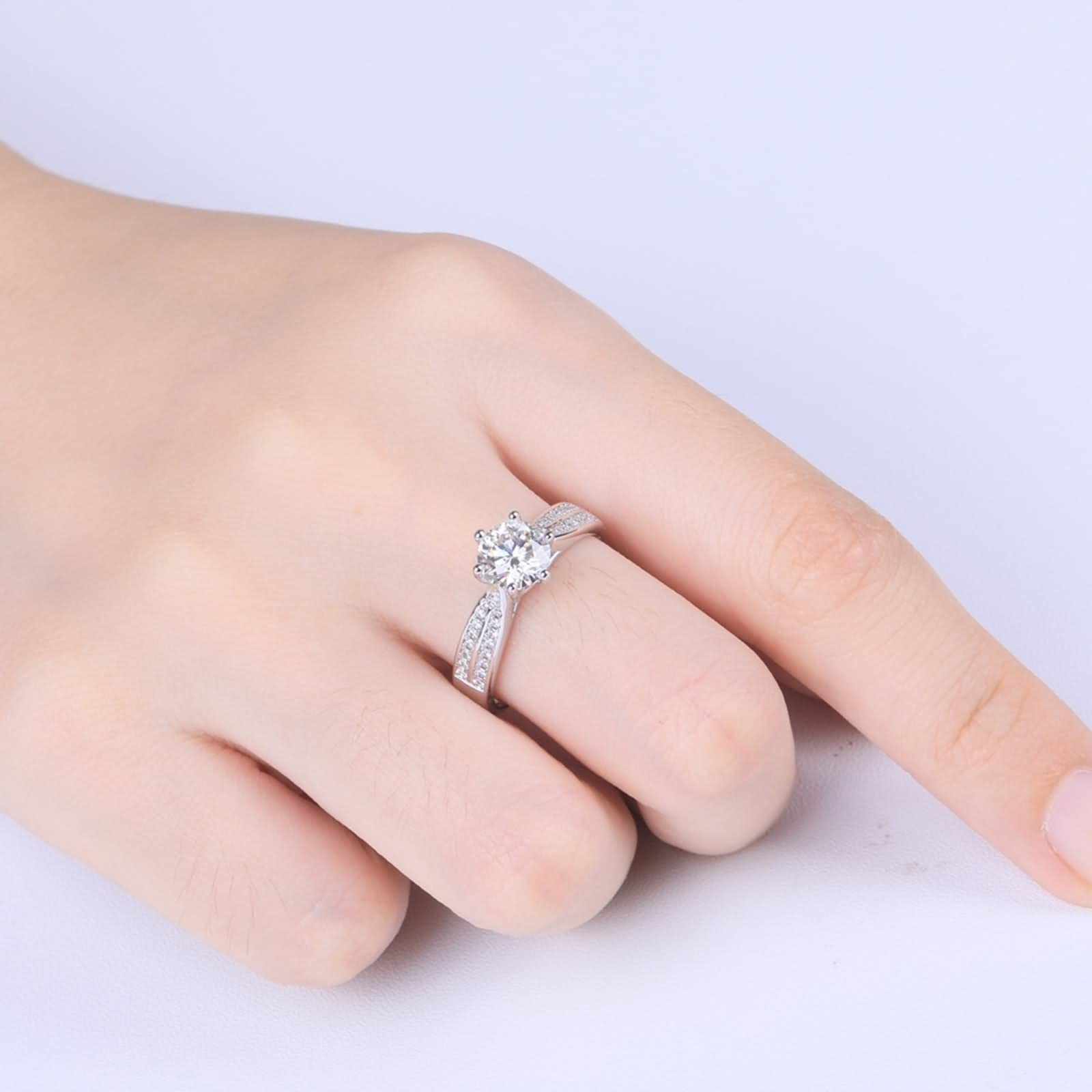 Juego de Anillos de Compromiso, Anillos Plata Mujer Diseño de Solitario de 6 Puntas. con Blanco Redonda Moissanita Plata de Ley 925