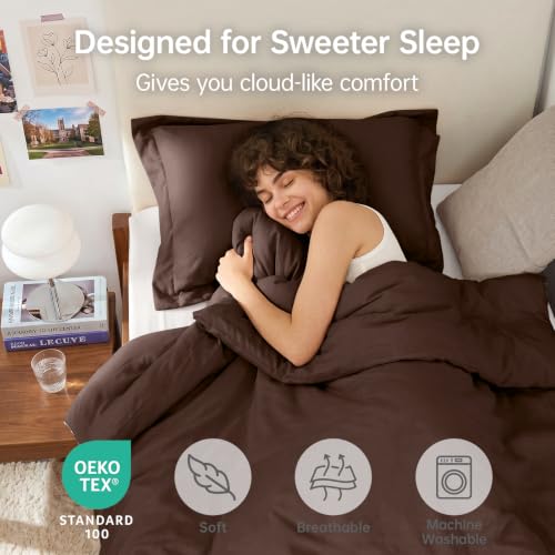 Image of MUXHOMO Twin /Twin XL Comforter Set, All Season Ultra Soft Down Alternative Bedding - 3 Piece Lightweight Bed Set Includes 1 Comforter (68 inchx88 inch) and 1 Pillow Shams (20 inchx26 inch), Dark Brown