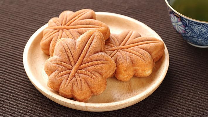 Amazon.com: Kotobuki Hiroshima Momiji Manju 8PC (Pack of 2