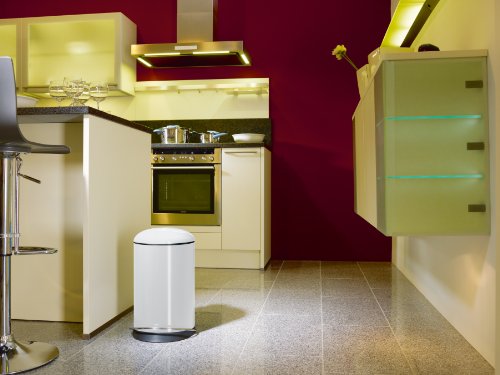 Hailo Tret-Abfalleimer TOPdesign M | Volumen 13 Liter | Aus Stahlblech in Weiss - 9204015172 Hailo Tret-Abfalleimer TOPdesign M | Volumen 13 Liter | Aus Stahlblech in Weiss