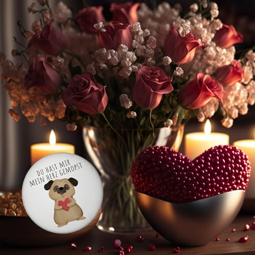 Mops mit Herz Magnet rund mit Spruch Du hast Mir Mein Herz gemopst Perfekt für verliebte Hundemenschen Liebevolles Geschenk zum Valentinstag oder für deinen Partner