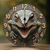 Taille idéale : avec un cadran rond de 25,4 cm, cette horloge murale moderne à impression 2D de lézard vert rétro offre une visibilité claire sans submerger l'espace. Que ce soit comme horloge murale de chambre, horloge murale de cuisine ou horloge murale de bureau, elle maintient l'équilibre entre praticité et design, s'adapte facilement aux horloges murales minimalistes ou aux styles d'horloge murale rustique. Fonctionne avec une seule pile AA (non incluse)
