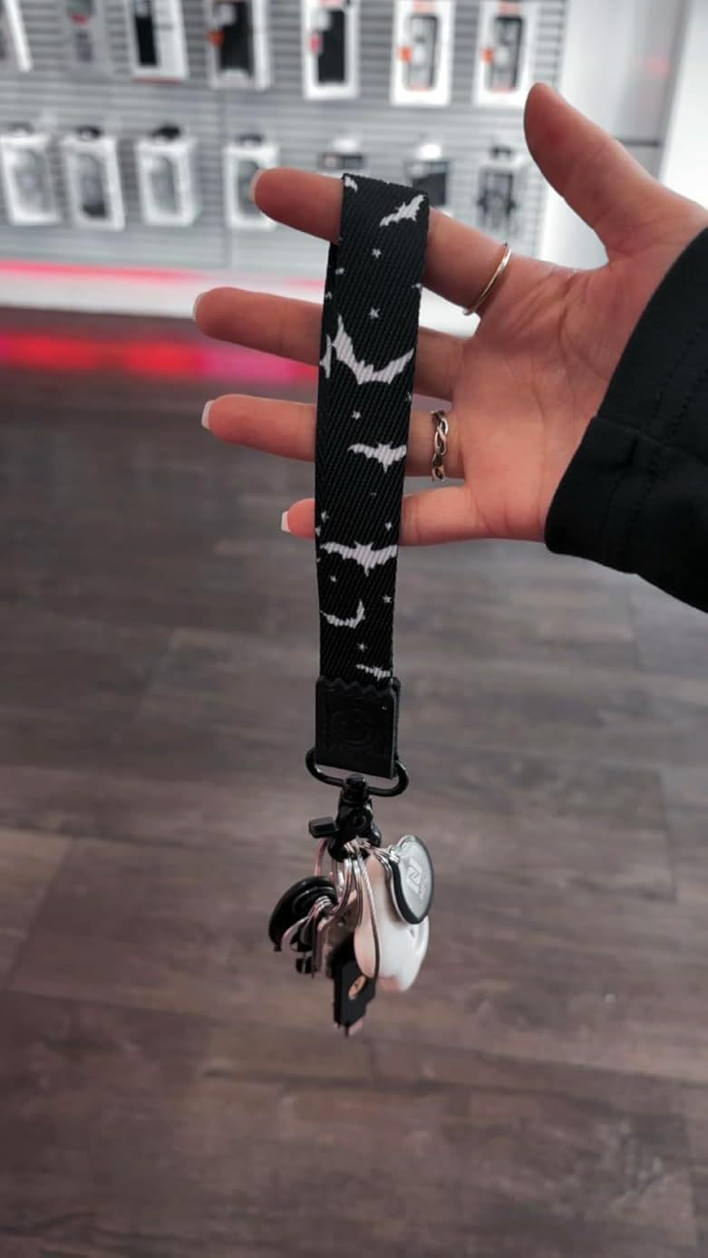 DQL Halloween Gifts Bats Print key lanyard, wristlet strap for key, gothic wrist lanyard keychain, short key lanyard - Image 6