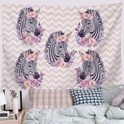Tapiz de animales rayados de 230x150cm que aporta amplitud visual y diseño rosa