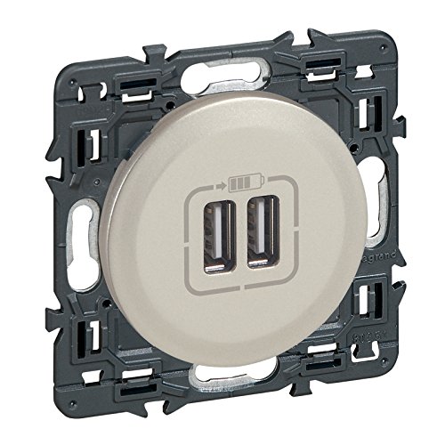 LegrandCéliane Double USB Socket, White, 099786, 240 voltsV