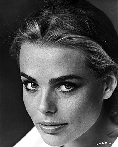 Margaux Hemingway Classic Close Up Portrait with Dark Eye Brows Photo Print (24 x 30)