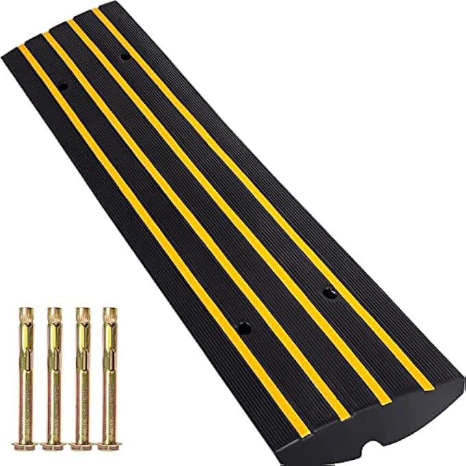 VEVOR Rubber Curb Ramp for Driveway 1 Pack, 15T Heavy Duty Sidewalk Curb Ramp, 2.6" Rise Height Cable Cover Curbside Bridge Ramp for Garage for Low Cars, Wheelchairs