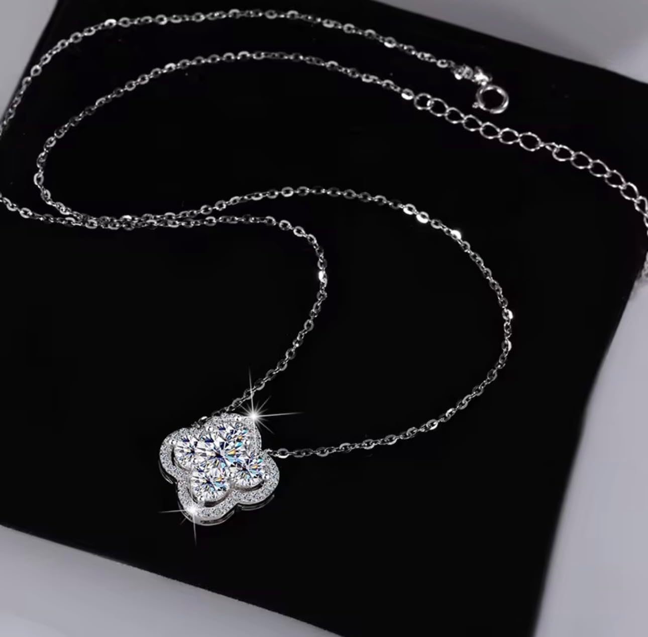 Certified D‑Color Moissanite Clover Pendant – Highest‑Grade 1ct Lucky Necklace in 925 Sterling Silver - Image 3