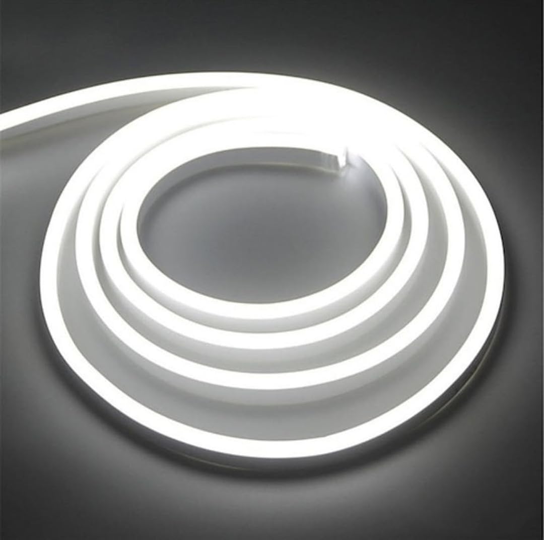 ONSSI® Tiras LED de Neón 220v (Blanco Frío,7 Metros),12w/m COB Alto Brillo Luz de Cuerda,Cada Corte de 10cm,Ip65 Impermeable con Enchufe de Interruptor y Pegatina,Neon Led Para Uso Interior y Exterior