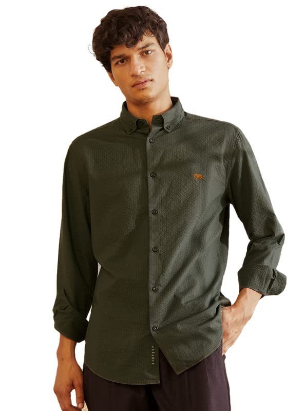 Image of Andamen Men's Seersucker Solid Regular Fit Shirt