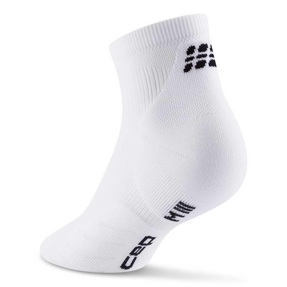 CEP Kurze Laufsocken mit Kompression für Damen – Core 5.0 Low Cut Kompressionssocken – Sneaker Sportsocken zum Laufen & Training mit rutschfester Passform und blasenfreiem Laufgefühl