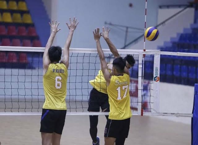 Image of Volleyball Net for Indoor and Outdoor Sports, Professional Sports Equipment /Medium Tape 4 Side (Standard Quality)