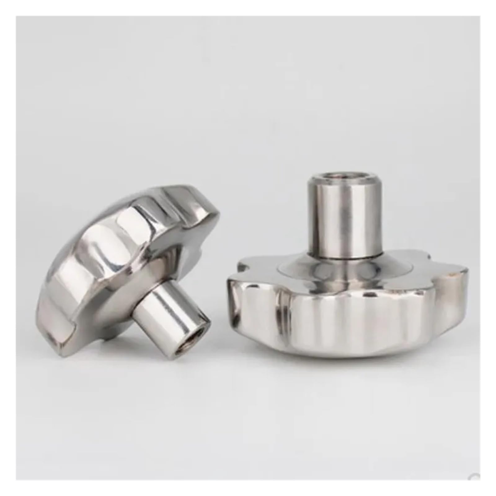 1 pz M6 M8 M10 M12 in Acciaio Inox 304 Filettatura Femmina manopola a Stella Maniglie Dadi di serraggio a Forma di Stella manopole volantino a Prugna(M6 Head 42mm)