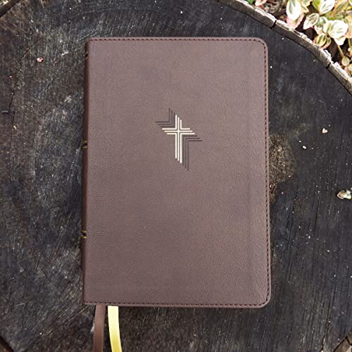 Image of Niv, Larger Print Compact Bible, Leathersoft, Brown, Red Letter, Comfort Print