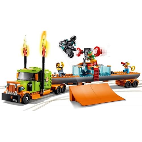 LEGO City 60294 Le camion des cascadeurs - vue 3