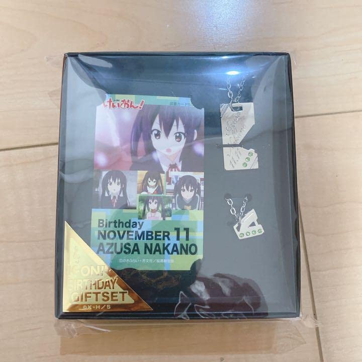 けいおん！\お誕生日お祝いセット／梓 Amazon.co.jp: けいおんバースデーギフトセット 中野 梓 : ホビー