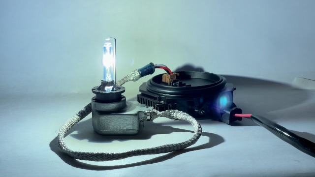 Beat Light デモ Amazon.com: SOCAL-LED LIGHTING 28474-89904, NZMNS111LANA Xenon HID