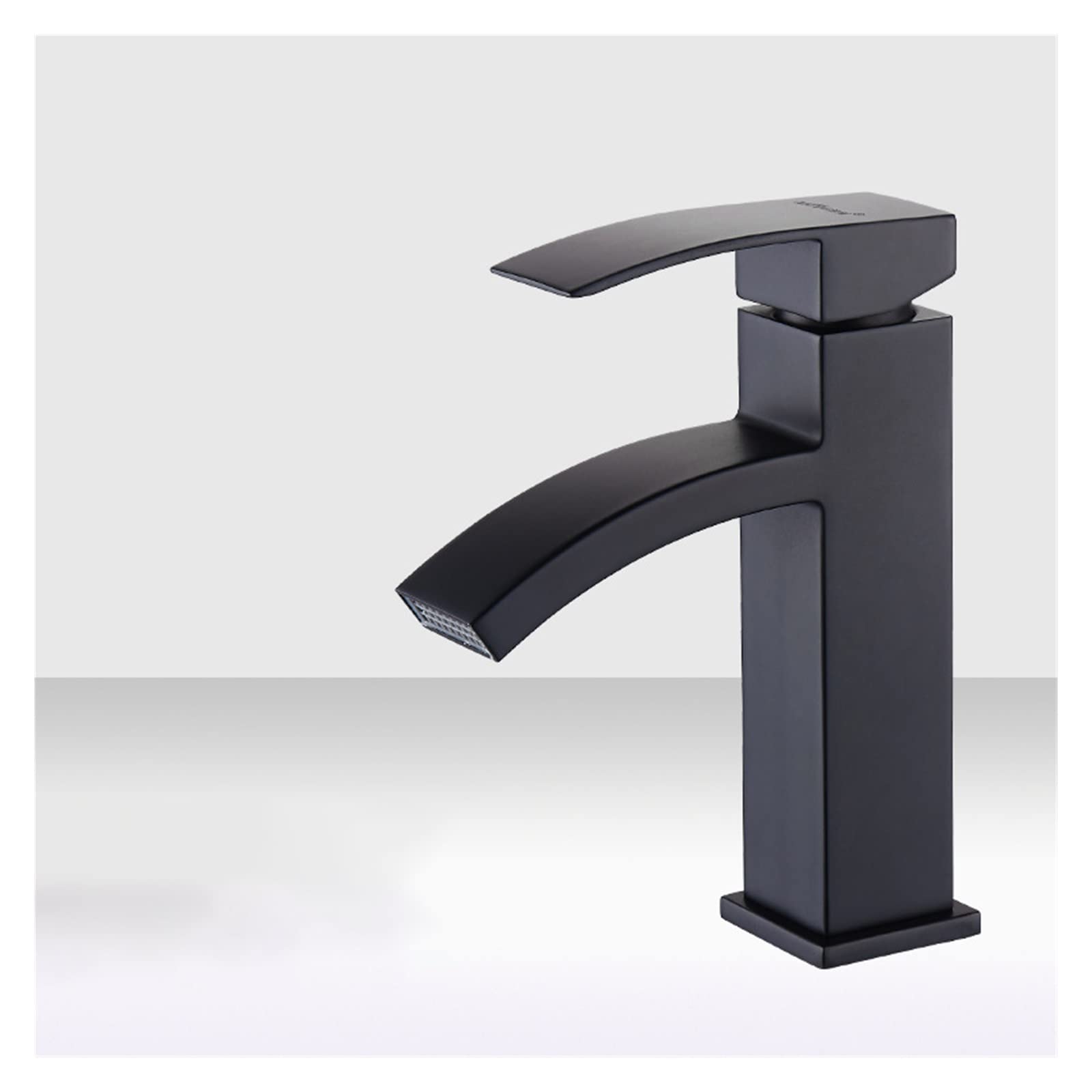Robinet noir salle de bains cascade FIDEMM pour meuble de style nordique