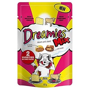 Dreamies Mix Beef and Cheese Flavoured Cat Treats 60g