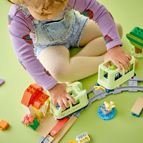 LEGO Duplo Le Train d’Aventures Interactif - Jouet Éducatif 1er Âge - 14 Rails, Briques d'action avec Sons & Lumières et 4 Figurines - Motricité - Cadeau Original pour Fille ou Garçon dès 2 Ans 10427 LEGO Duplo Le Train d’Aventures Interactif - Jouet Éducatif 1er Âge - 14 Rails, Briques d'action avec Sons & Lumières et 4 Figurines - Motricité - Cadeau Original pour Fille ou Garçon dès 2 Ans 10427
